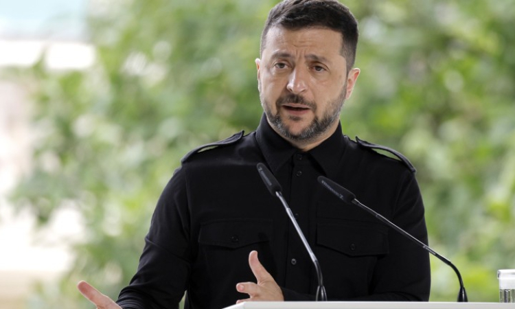 Зеленски проведе разговор с Уиткоф и Къшнър